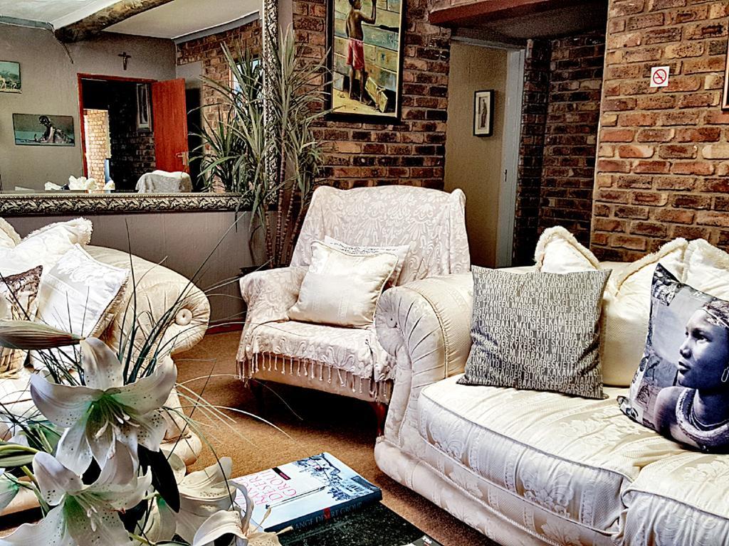 Midrand Guesthouse - Tasa Kültér fotó