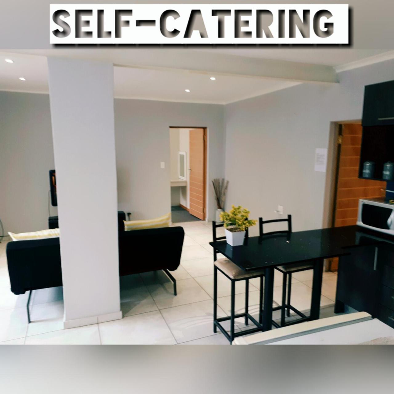 Midrand Guesthouse - Tasa Kültér fotó